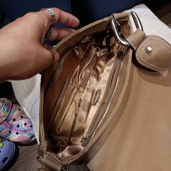 Vintage Guess Y2K Tan Silver Studded Logo Shoulder Purse - Picture 7 of 8